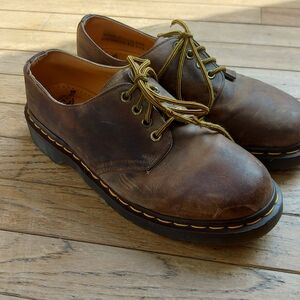 Dr. Martens Brown Leather Oxfords with Contrast Stitching
